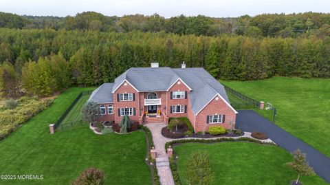 Photo of 15 Sunny Court, Monroe, NJ 08831 (MLS # 22530027)