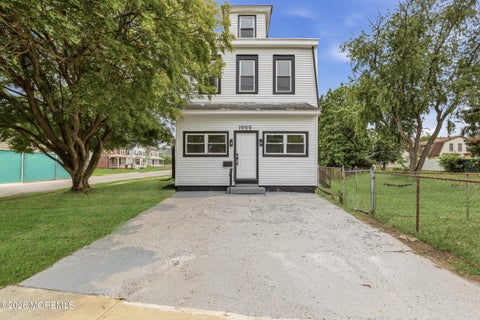Multifamily For Sale - 1999 Greenwood Avenue<br/> Trenton, NJ 08609