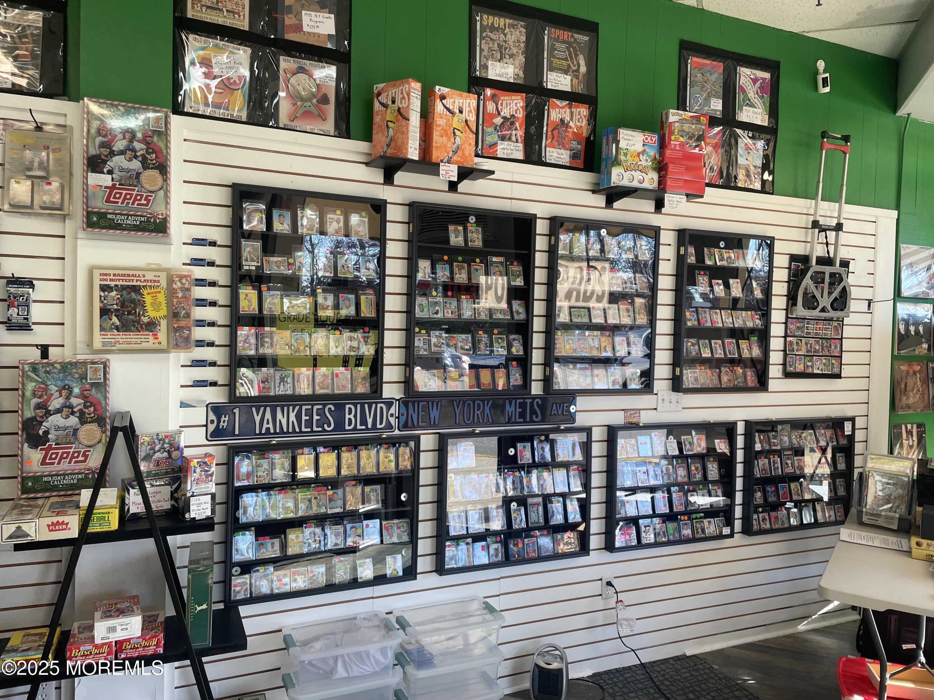 300 Gordons Corner Road 6