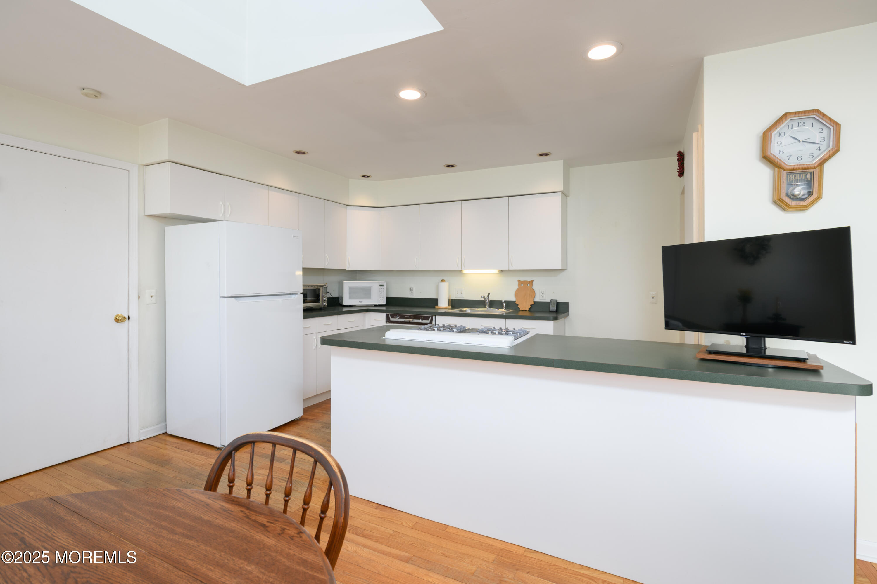 63 Asbury Avenue, Oceanport, New Jersey image 8