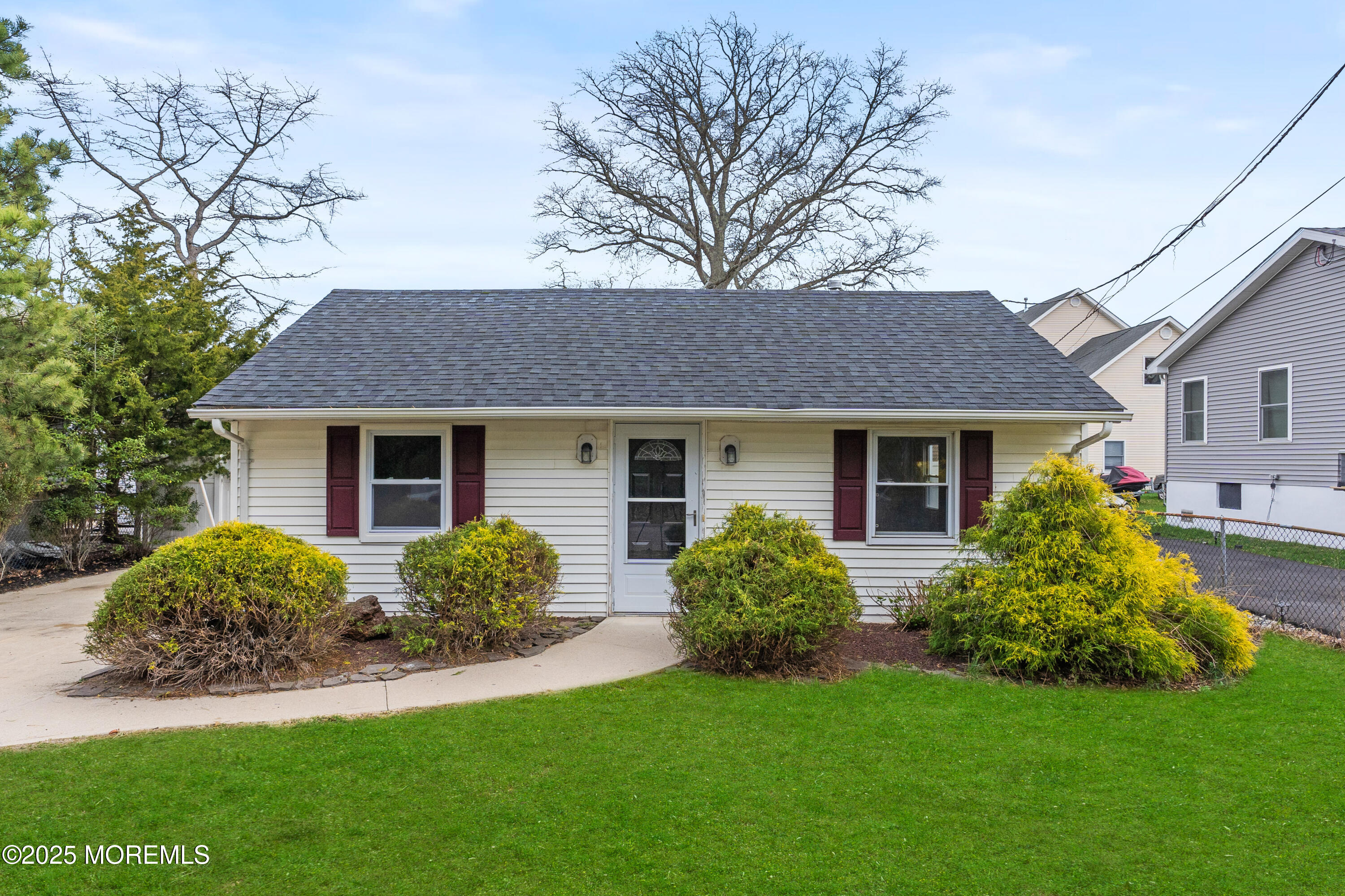 835 Bunnell Street, Lanoka Harbor, New Jersey image 1