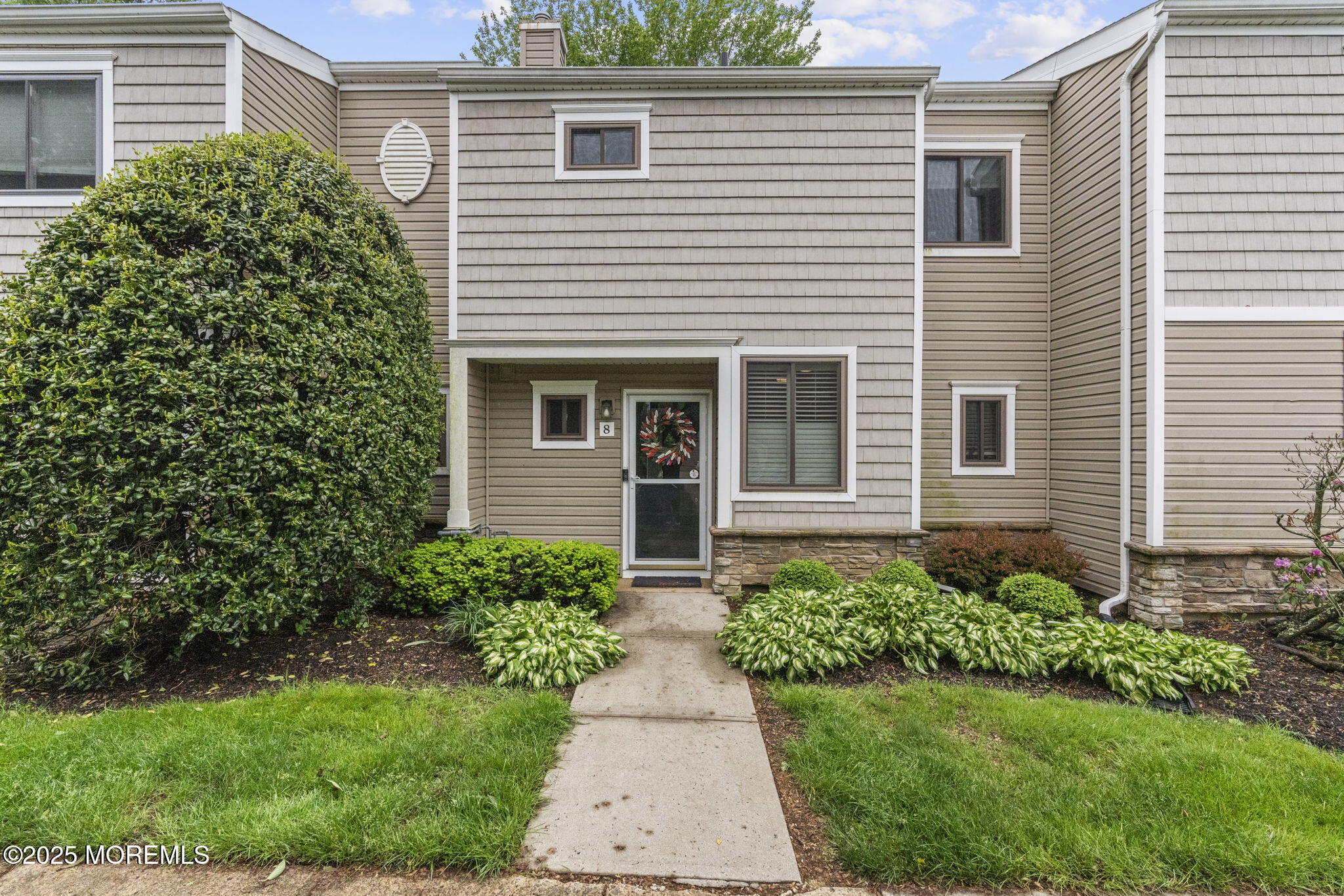 8 Fern Court, Tinton Falls, New Jersey image 4