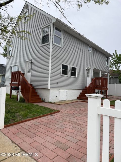 Photo of 136 Raritan Avenue, Keansburg, NJ 07734 (MLS # 22611523)