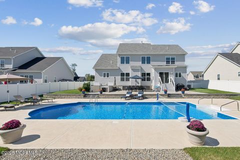 Photo of 7 Kevin Court, Bayville, NJ 08721 (MLS # 22530481)