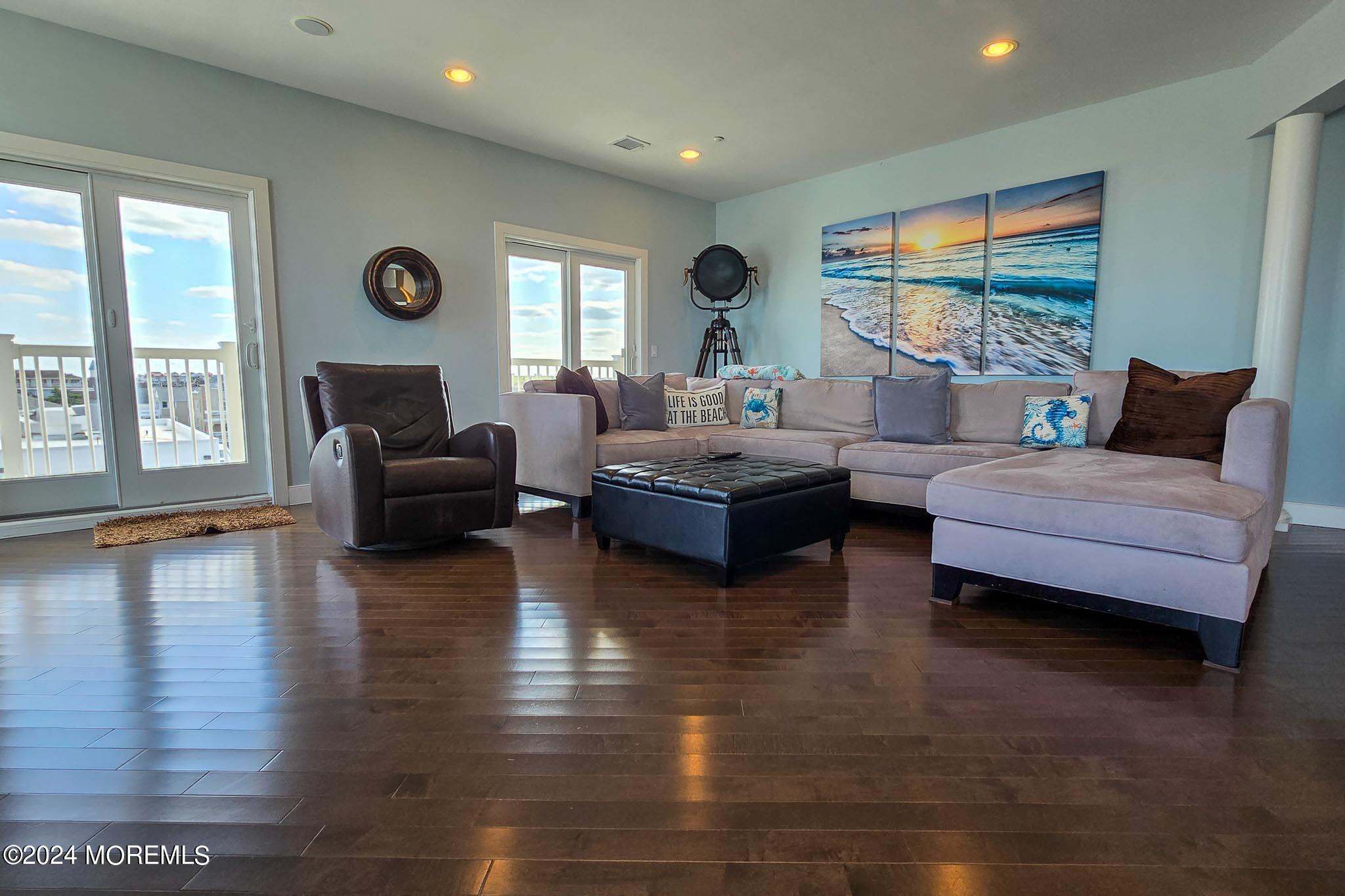 1501 Ocean Terr Ter, Seaside Heights, New Jersey image 18