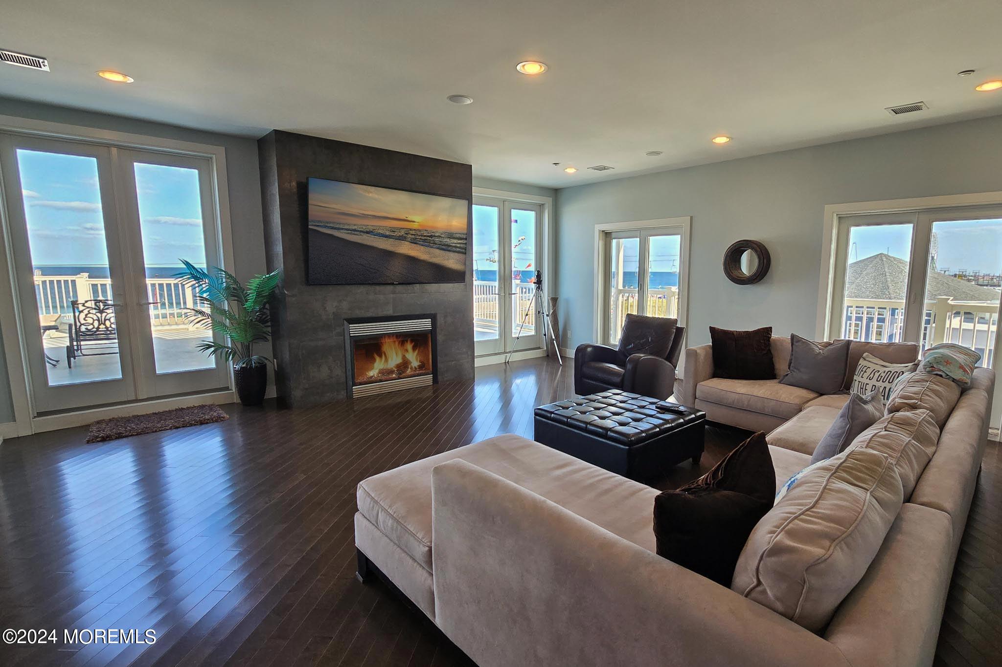 1501 Ocean Terr Ter, Seaside Heights, New Jersey image 15