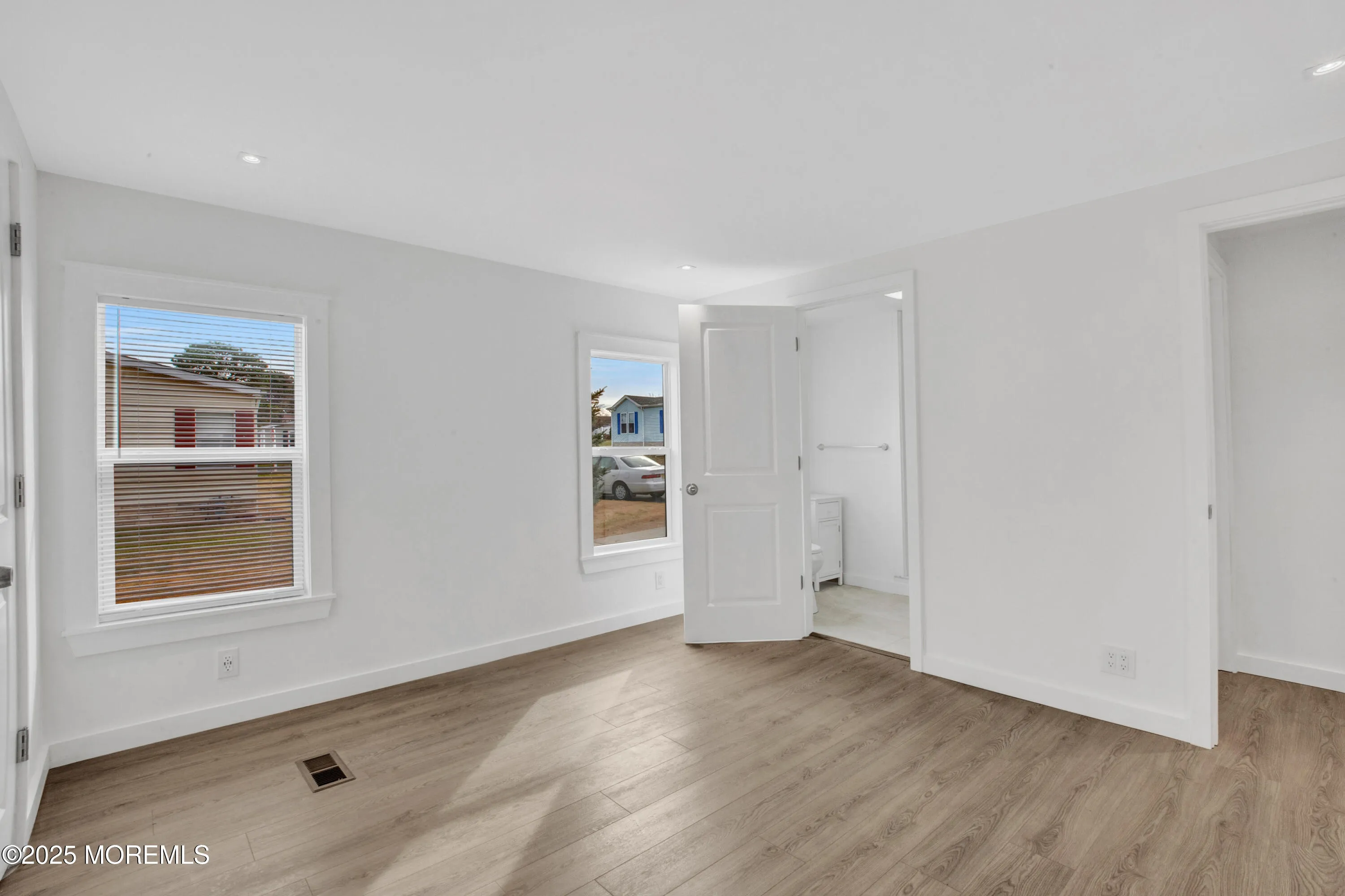 Whiting, New Jersey 08759, United States, 2 Bedrooms Bedrooms, ,2 BathroomsBathrooms,Residential,Active,248672