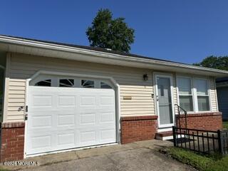5 Leeward Street