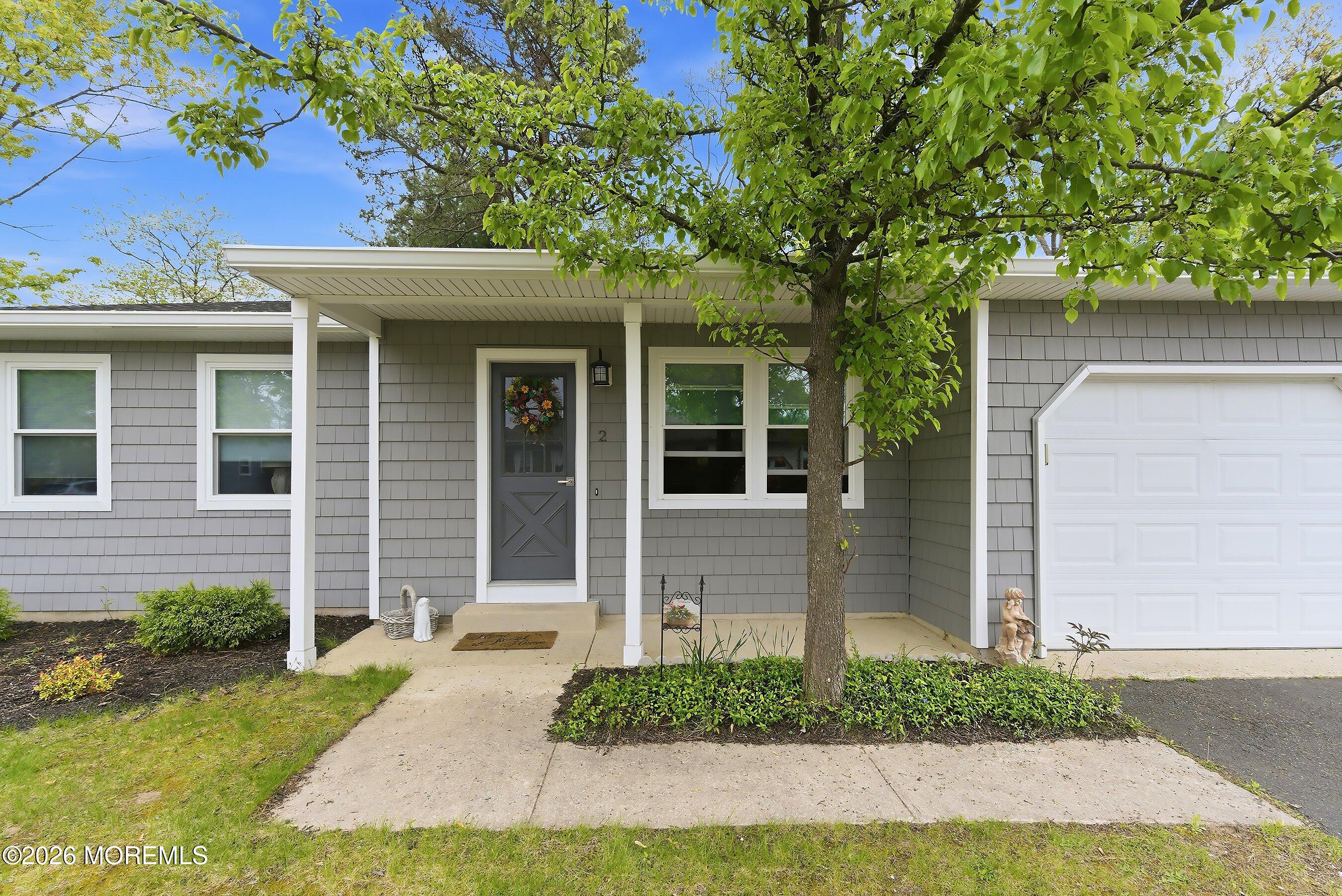 2 Berry Hill Road 72