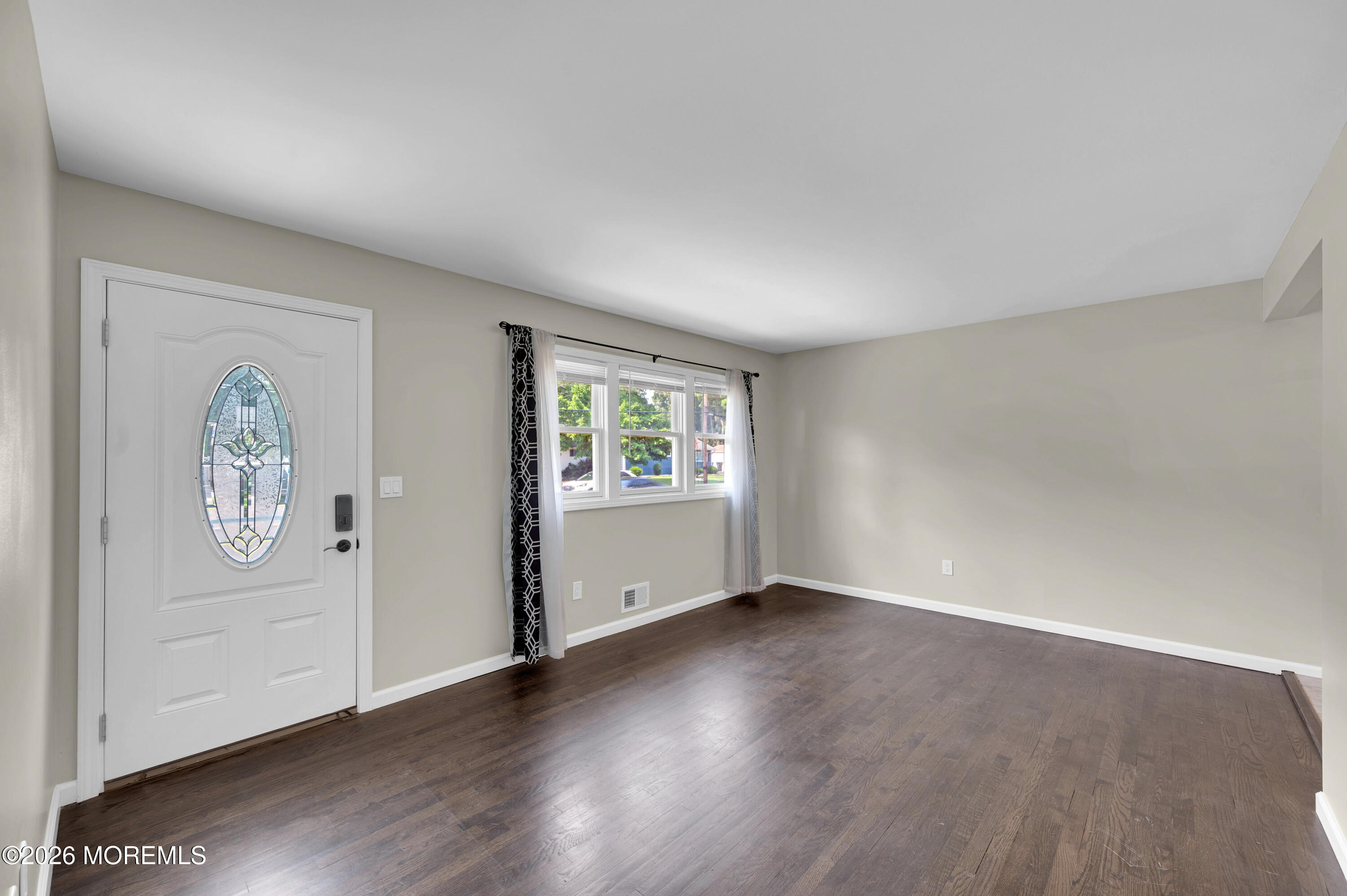 271 Sky Manor Boulevard