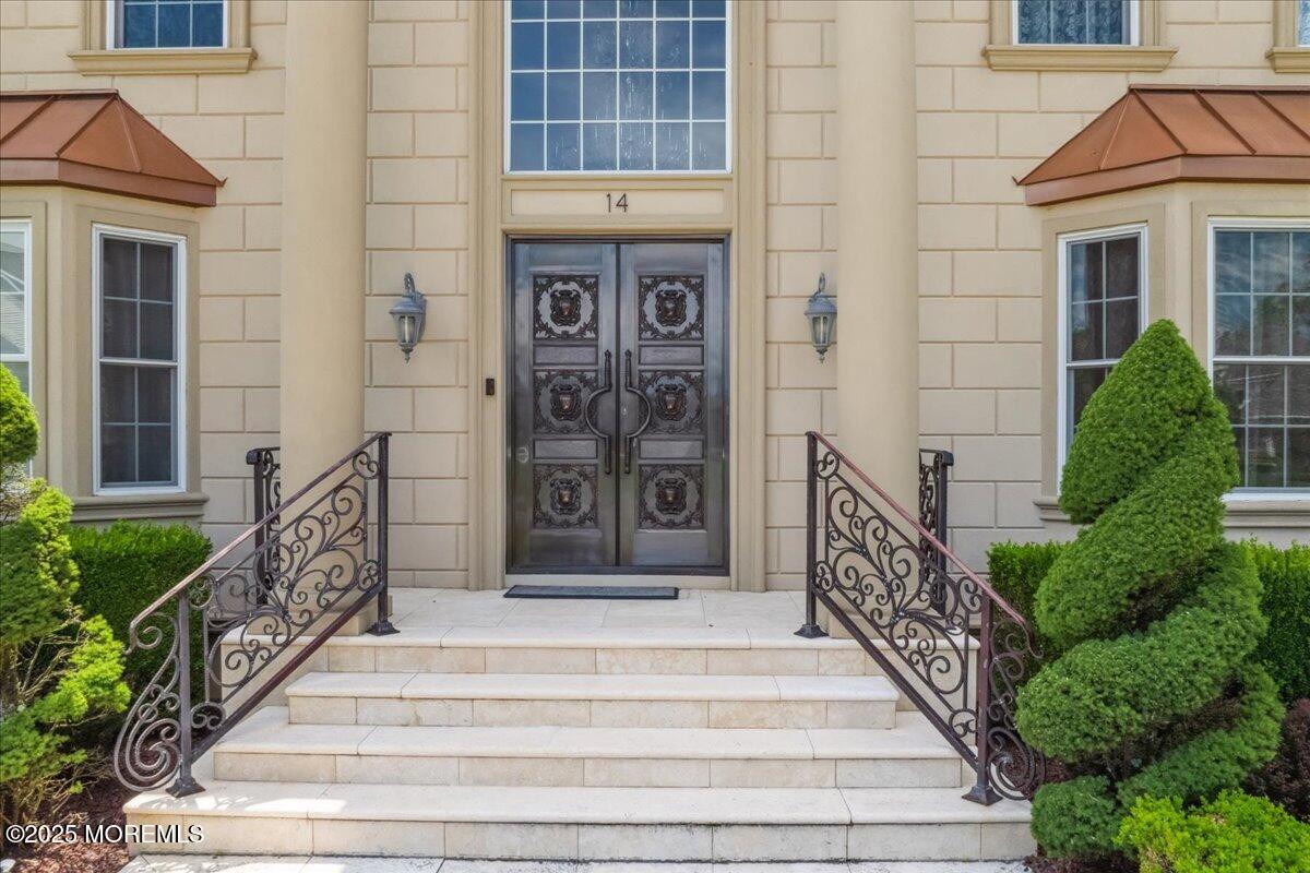 14 Saratoga Court