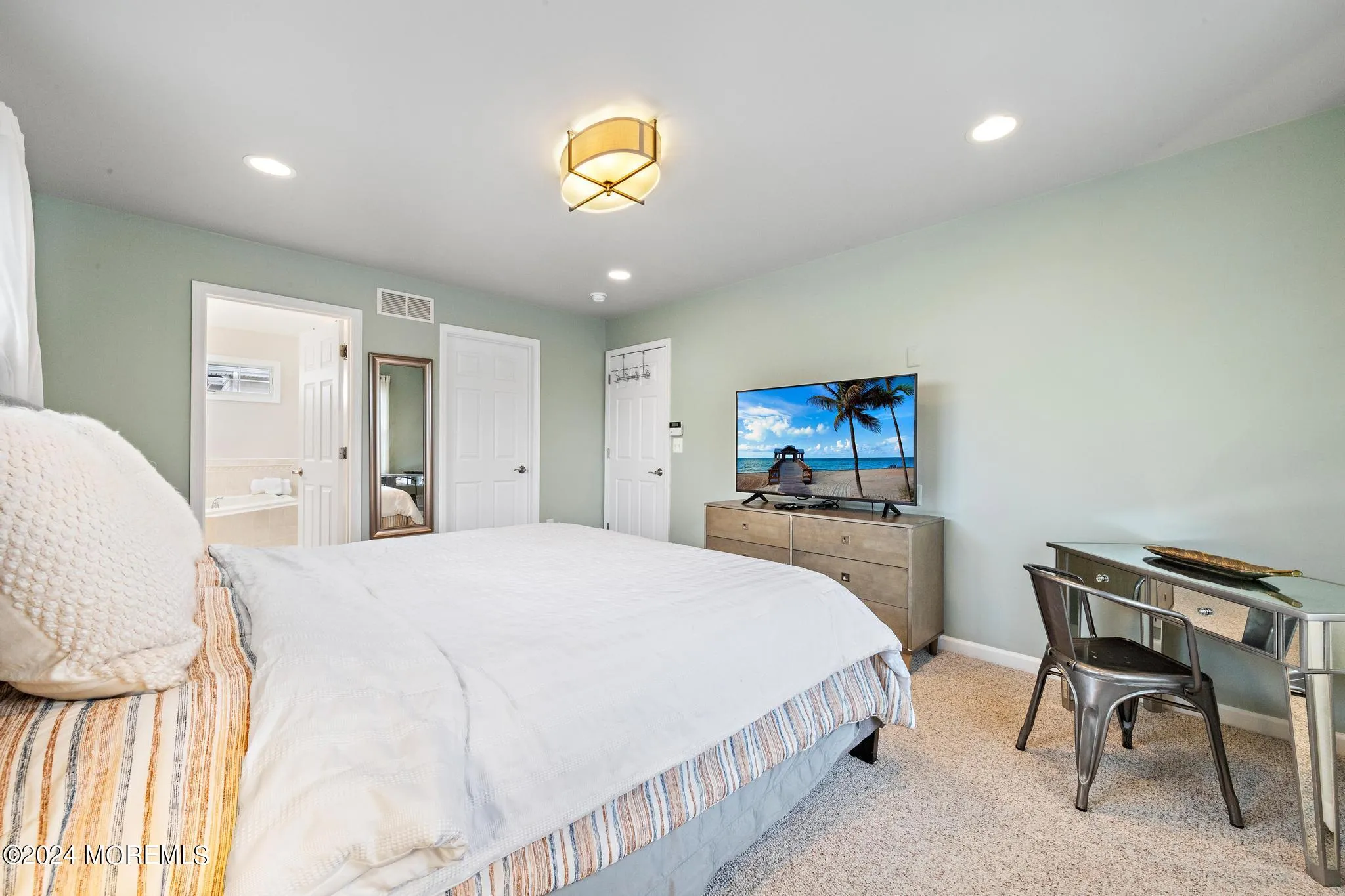 Long Beach Twp, New Jersey 08008, United States, 4 Bedrooms Bedrooms, ,4 BathroomsBathrooms,Residential,Pending,39718