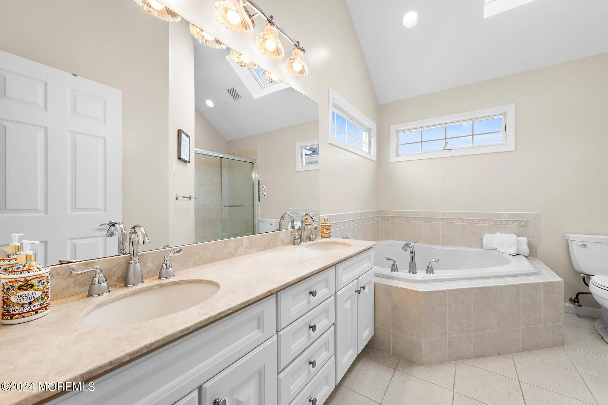 Long Beach Twp, New Jersey 08008, United States, 4 Bedrooms Bedrooms, ,4 BathroomsBathrooms,Residential,Pending,39718