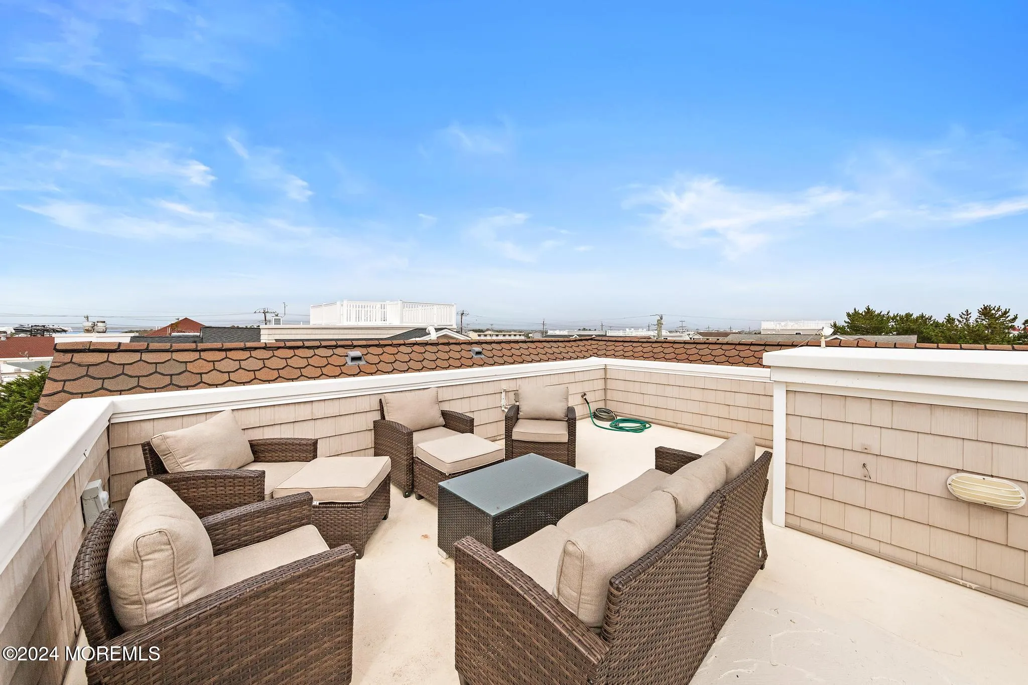 Long Beach Twp, New Jersey 08008, United States, 4 Bedrooms Bedrooms, ,4 BathroomsBathrooms,Residential,Pending,39718