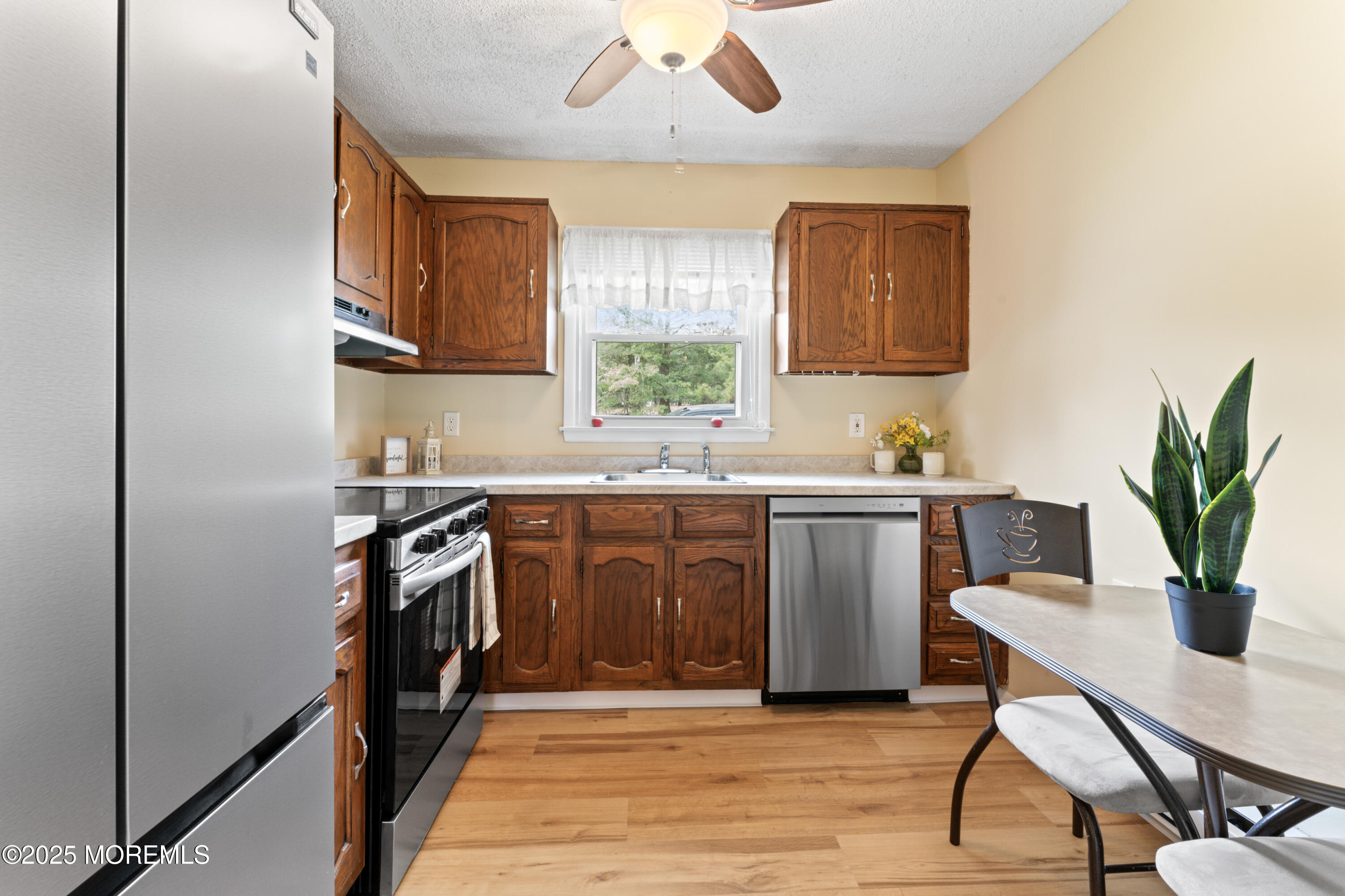 20 Sycamore Road #D, Manahawkin, New Jersey image 11