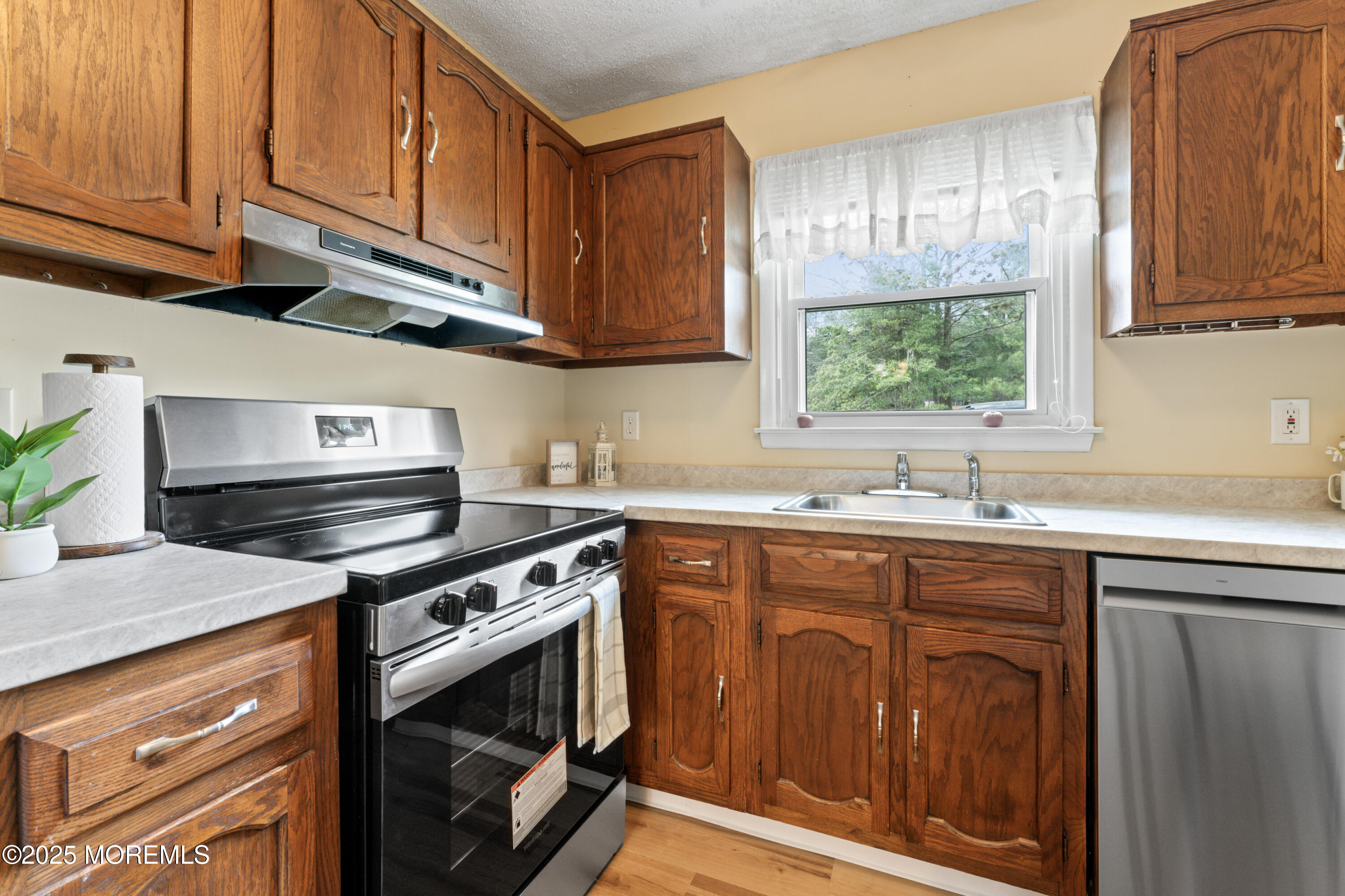 20 Sycamore Road #D, Manahawkin, New Jersey image 12