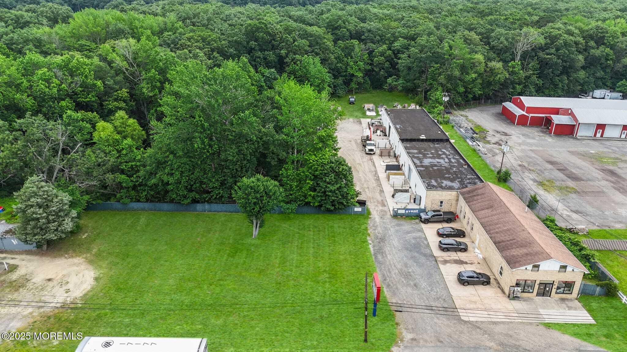 1375 Us Highway 9 N
