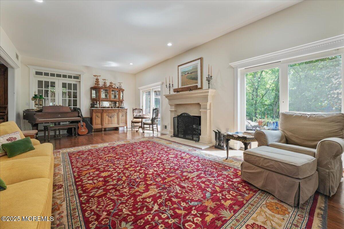 2 Warrenton Lane