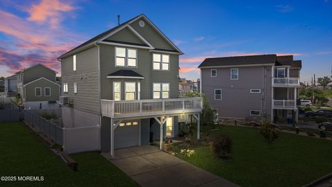 Photo of 814 Brook Avenue, Union Beach, NJ 07735 (MLS # 22530594)