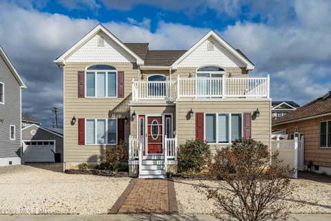 Homes For Rent - 21 Magee Avenue<br/> Lavallette, NJ 08735