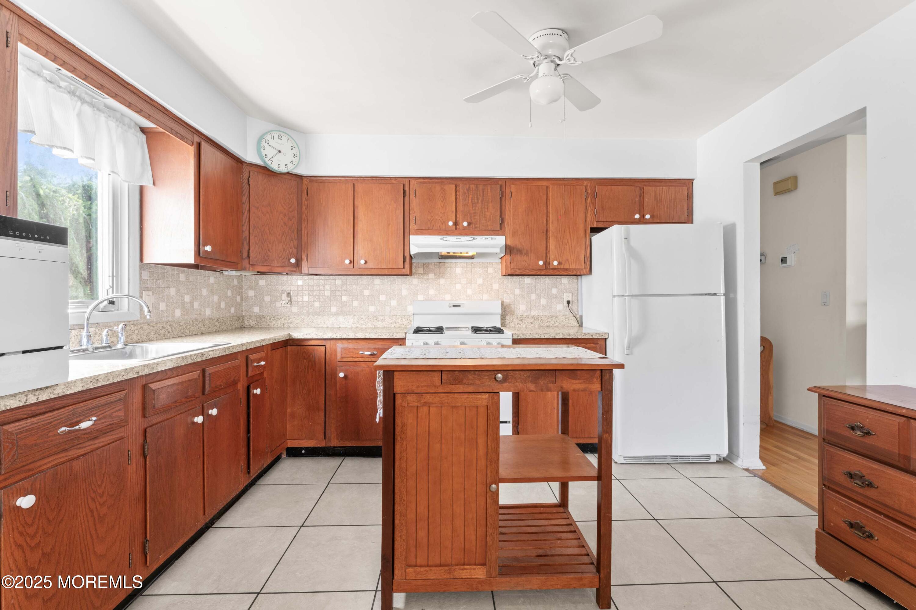189 Westbrook Drive, Toms River, New Jersey image 7