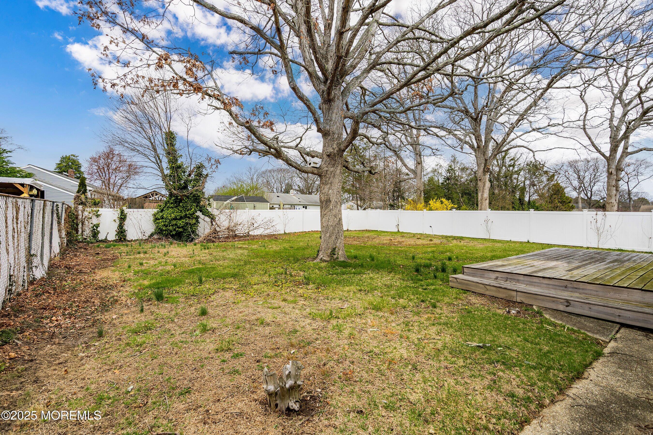 1 Avon Way, Brick, New Jersey image 24
