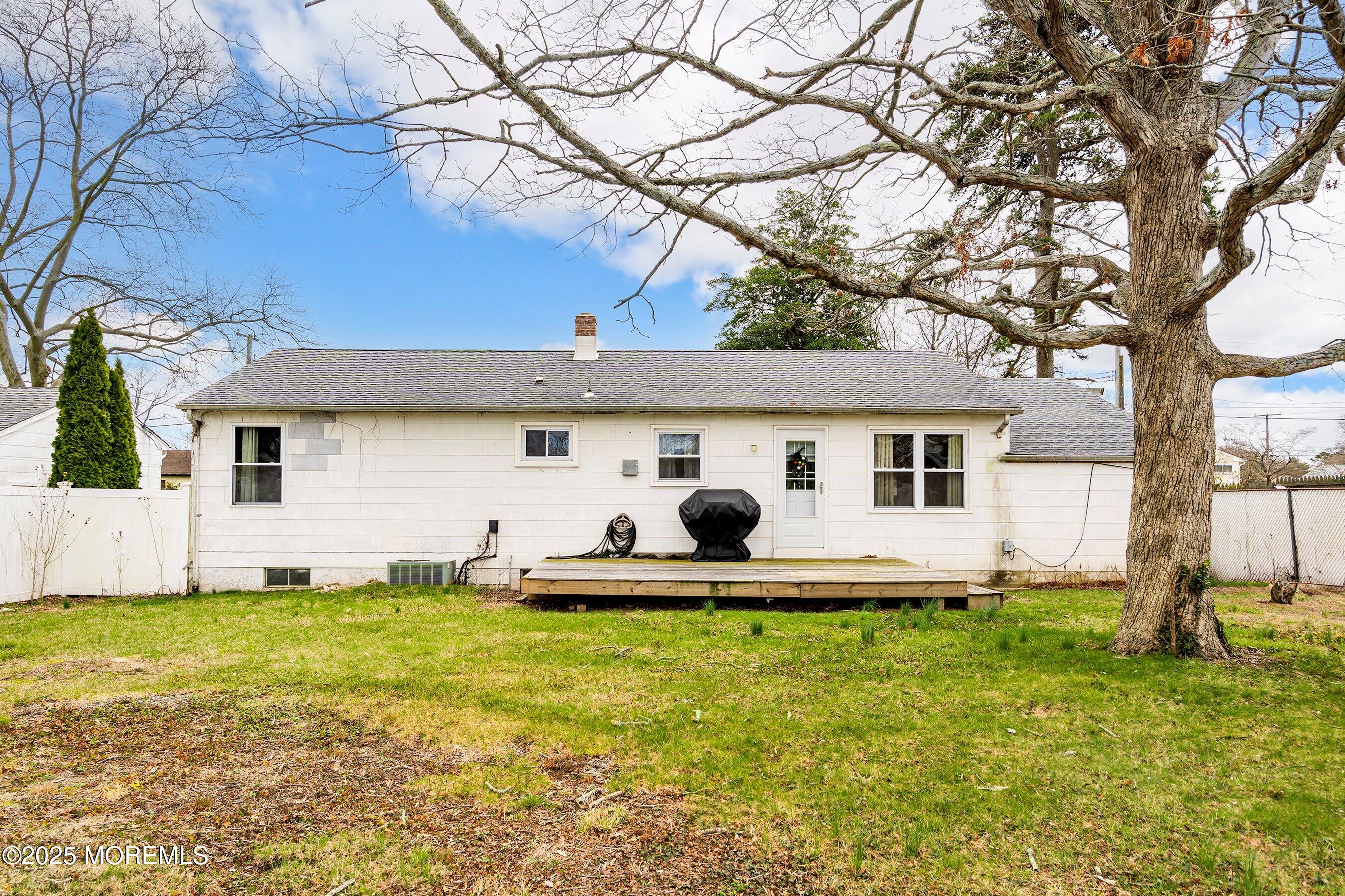 1 Avon Way, Brick, New Jersey image 25