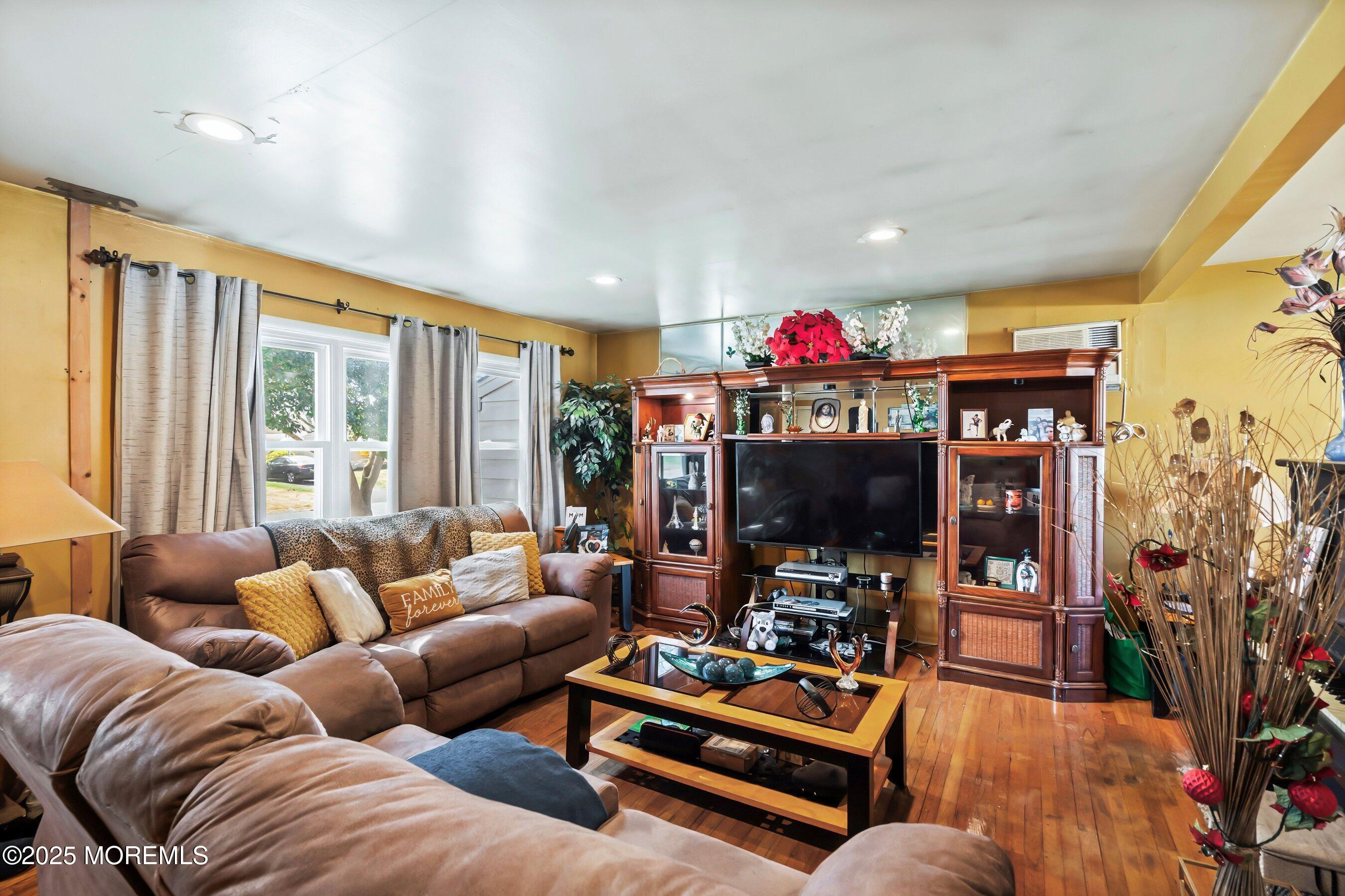 1 Avon Way, Brick, New Jersey image 8