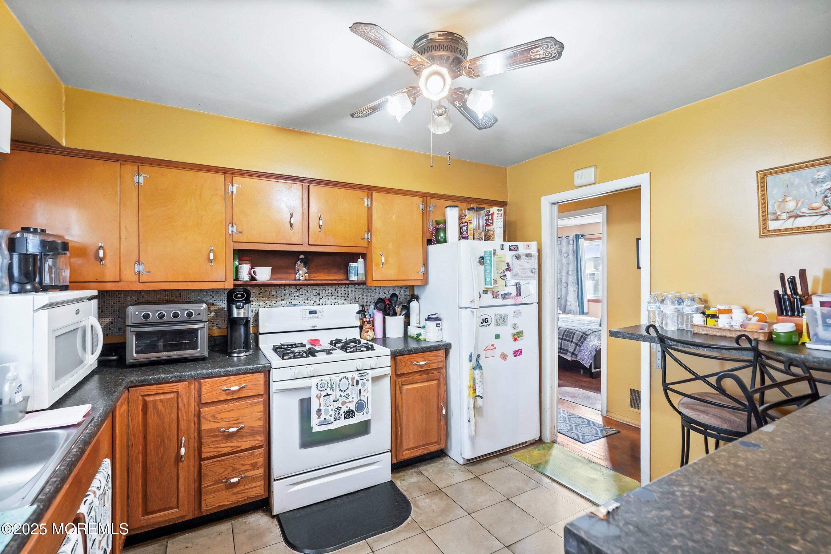 1 Avon Way, Brick, New Jersey image 14