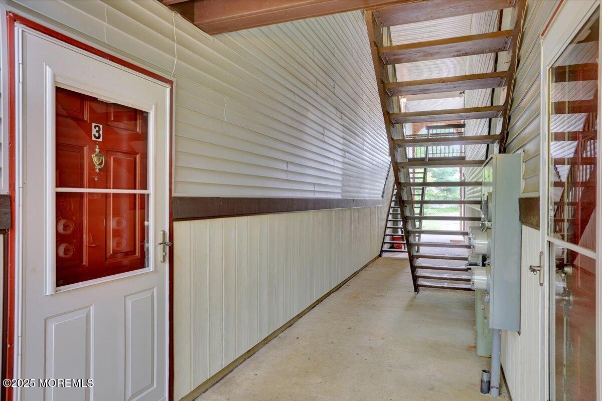 5-3 Portland Court, Freehold, New Jersey image 4