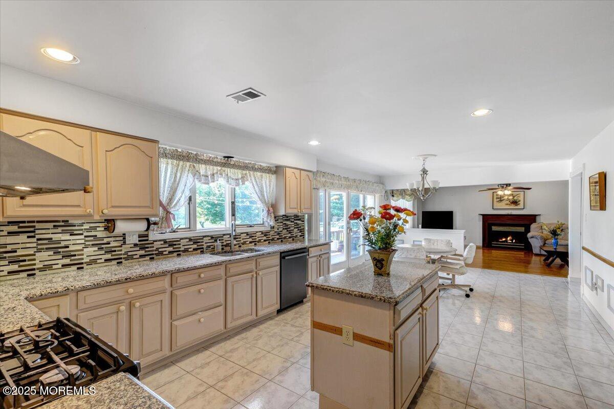 48 Joseph Street, Manalapan, New Jersey image 15