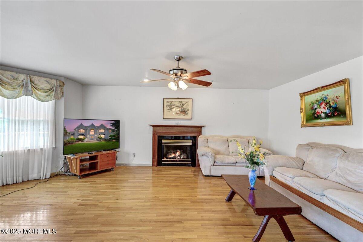 48 Joseph Street, Manalapan, New Jersey image 16