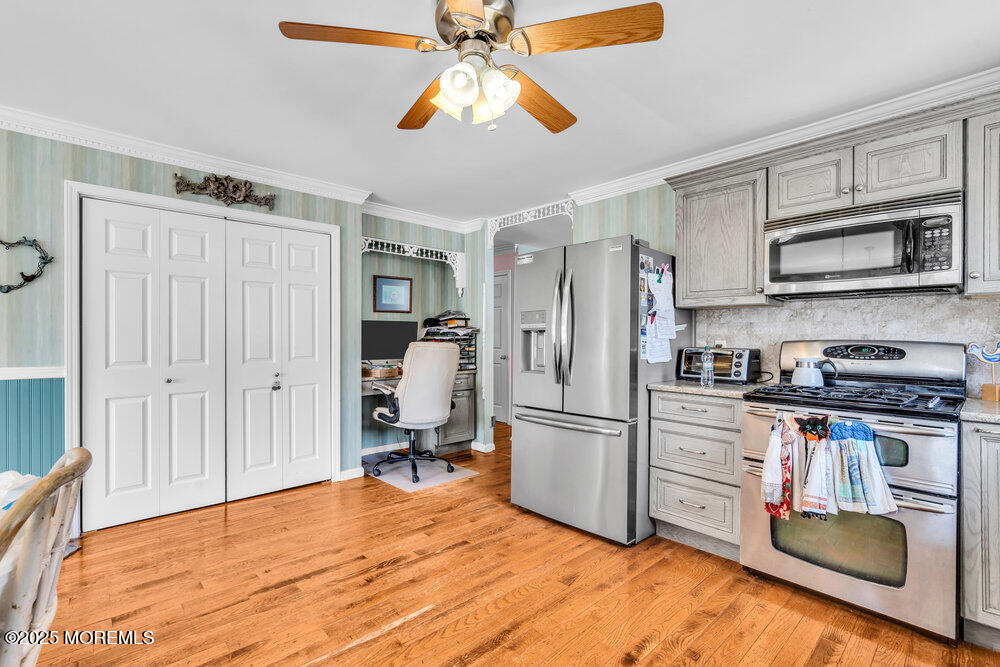 1119 Aster Drive, Toms River, New Jersey image 18