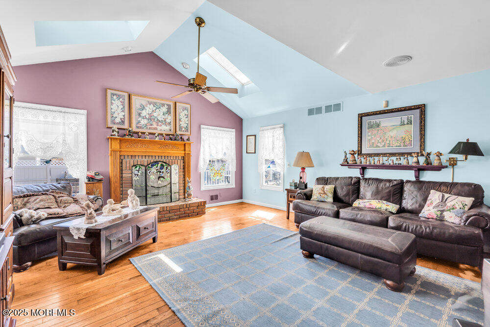 1119 Aster Drive, Toms River, New Jersey image 10