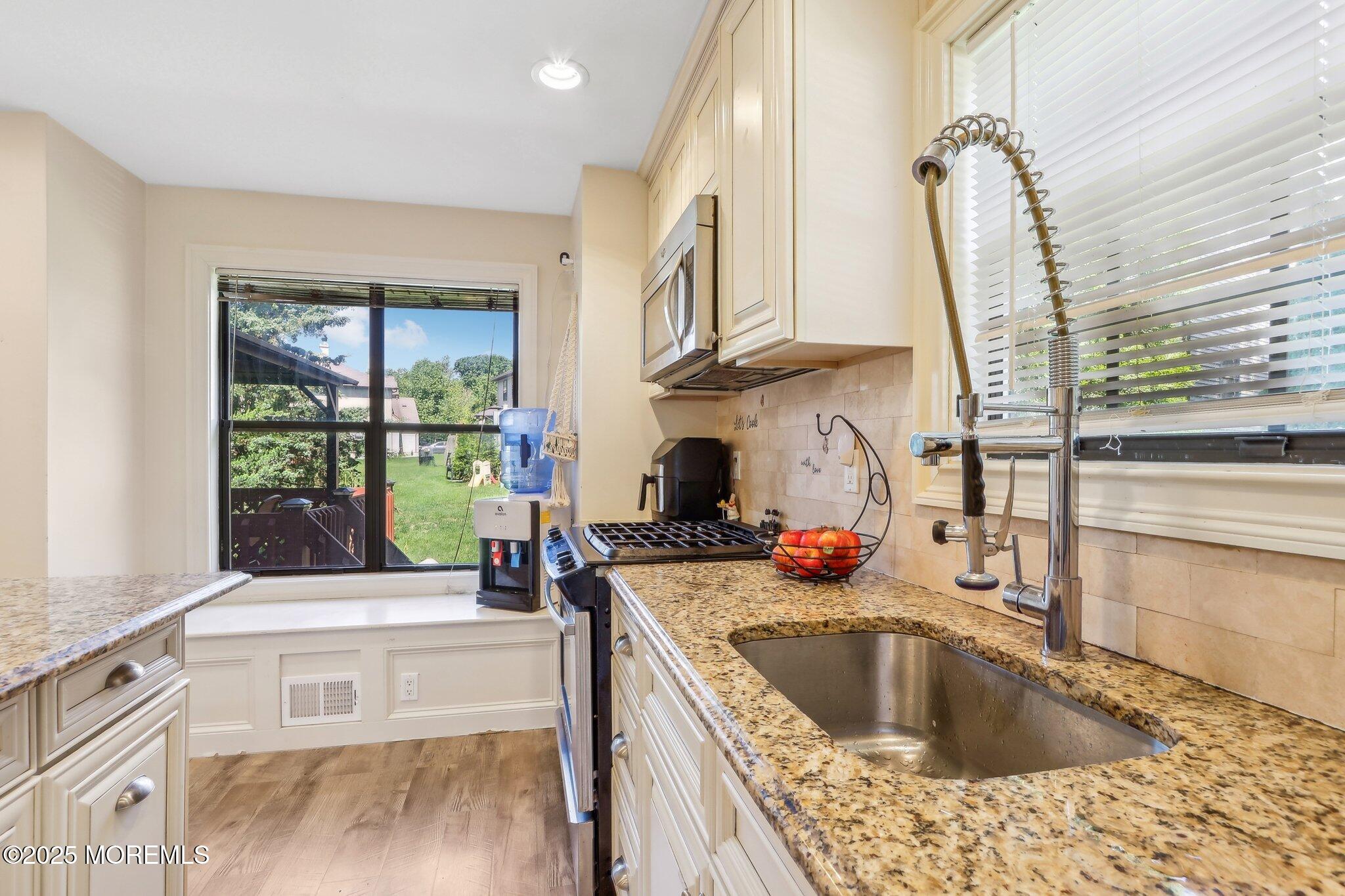 396 Oak Knoll Drive, Englishtown, New Jersey image 19