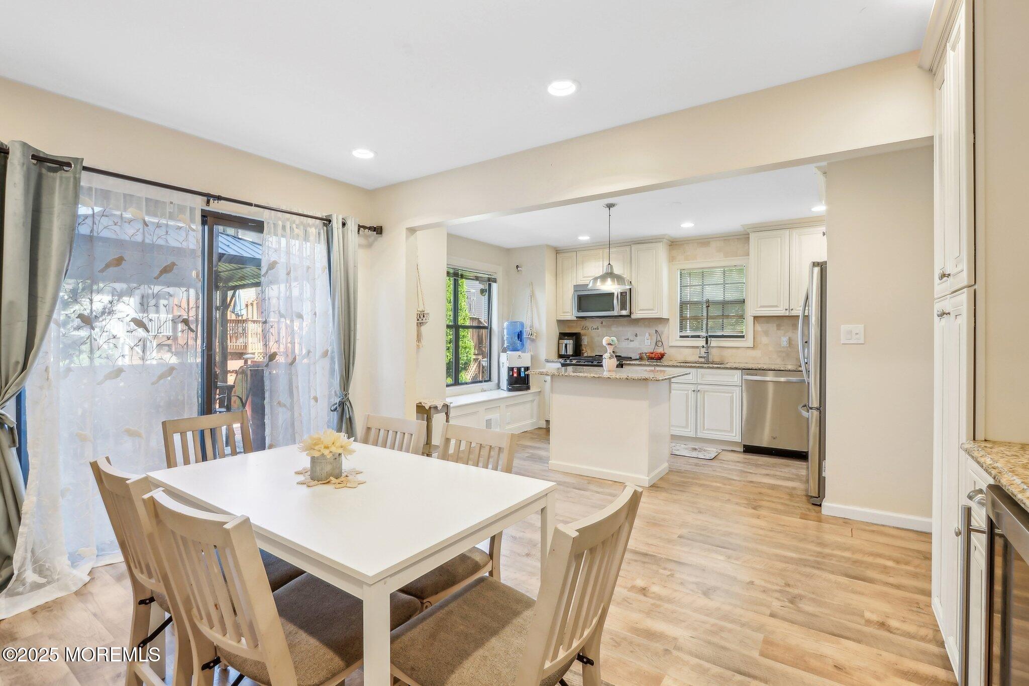 396 Oak Knoll Drive, Englishtown, New Jersey image 16