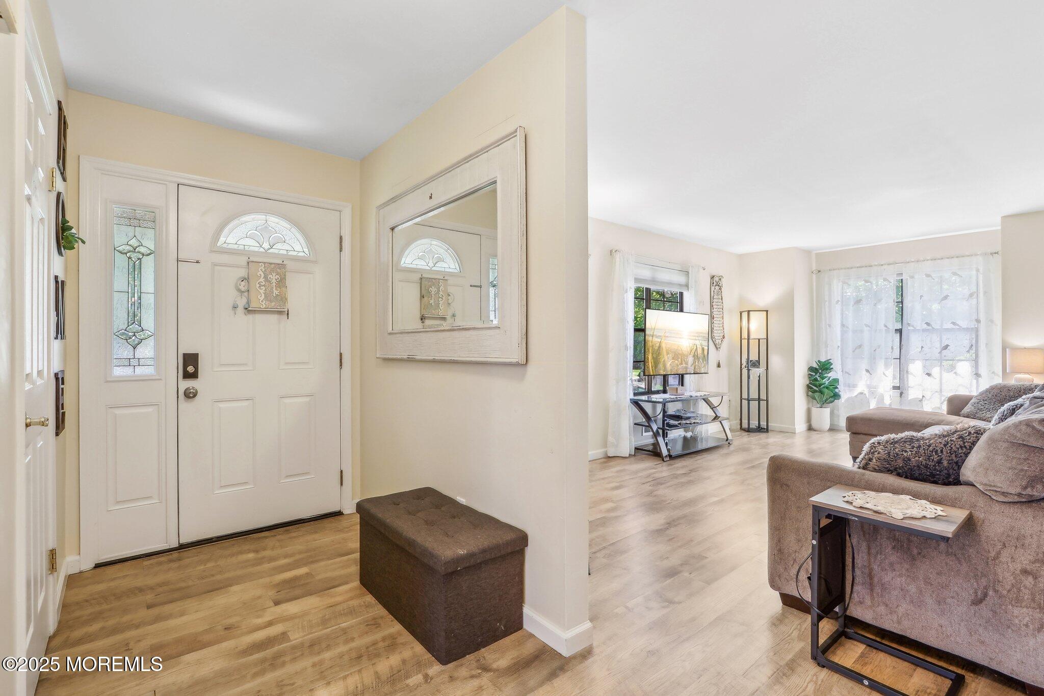 396 Oak Knoll Drive, Englishtown, New Jersey image 9