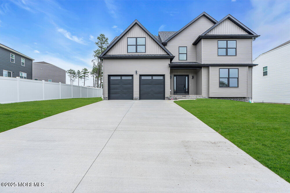 12 Outsail Avenue