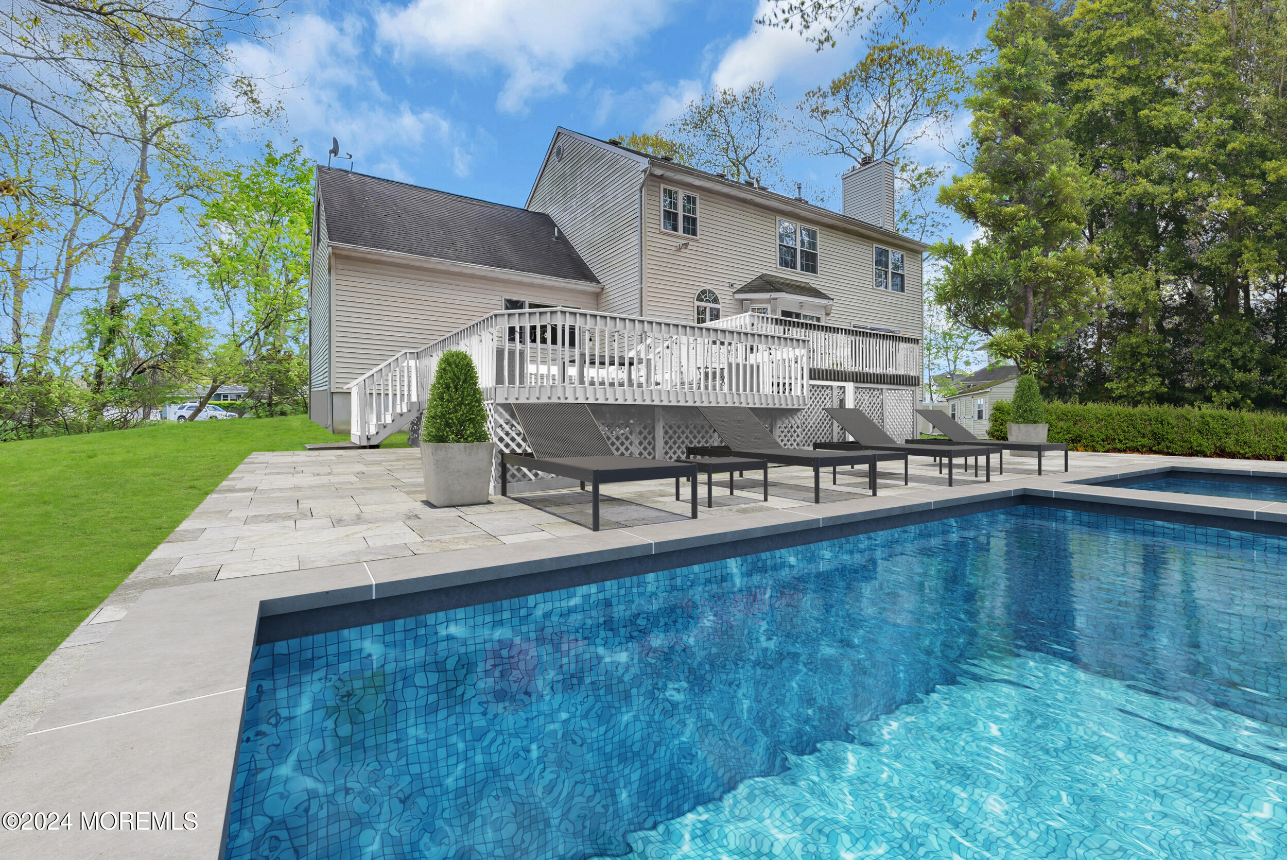 405 Lawrence Avenue