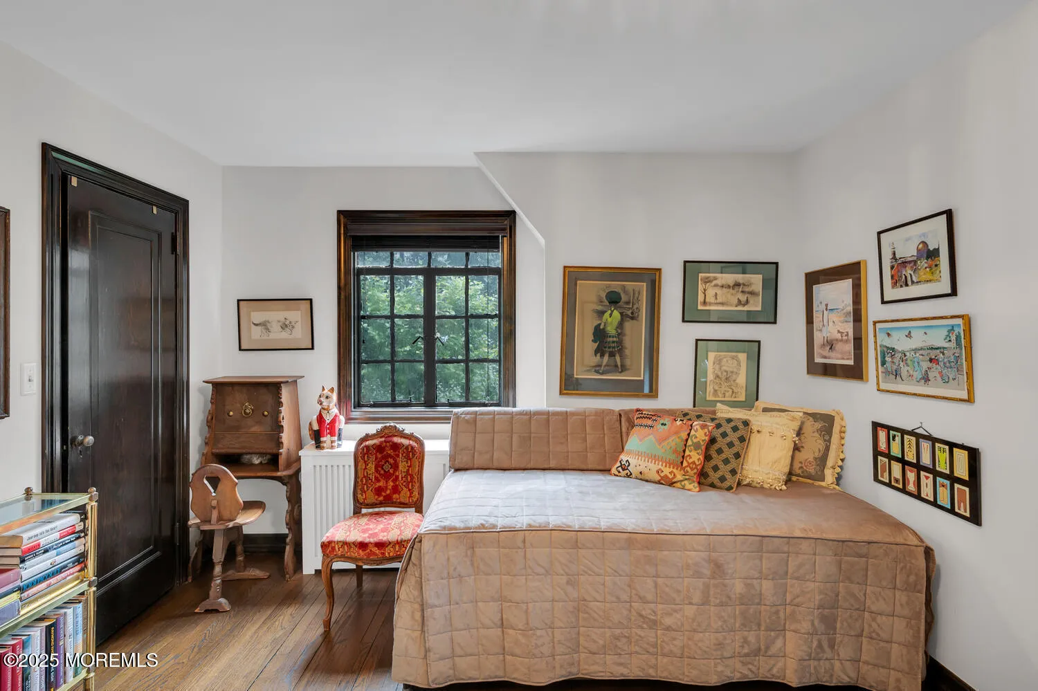 Little Silver, New Jersey 07739, United States, 5 Bedrooms Bedrooms, ,4 BathroomsBathrooms,Residential,Pending,182669