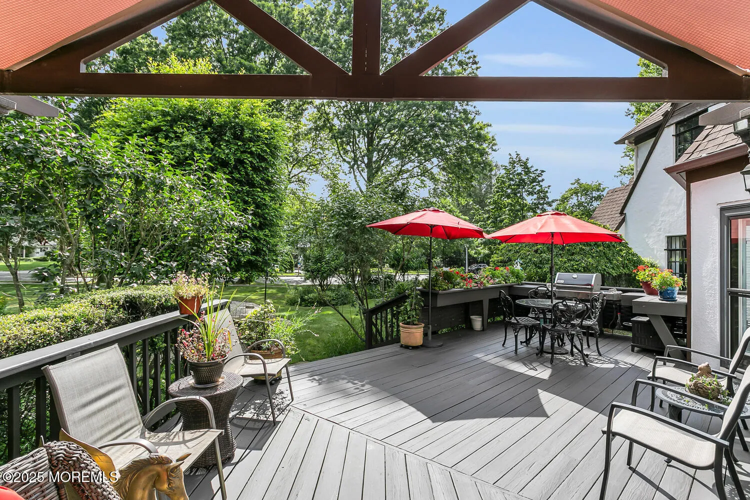 Little Silver, New Jersey 07739, United States, 5 Bedrooms Bedrooms, ,4 BathroomsBathrooms,Residential,Pending,182669