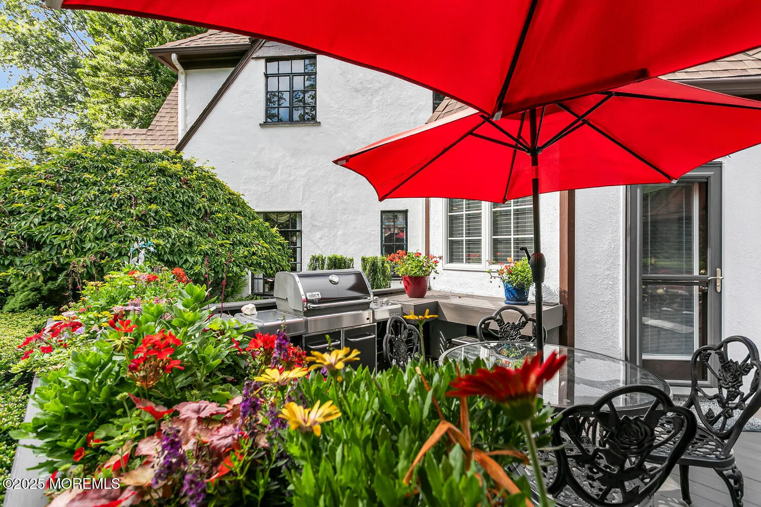 Little Silver, New Jersey 07739, United States, 5 Bedrooms Bedrooms, ,4 BathroomsBathrooms,Residential,Pending,182669