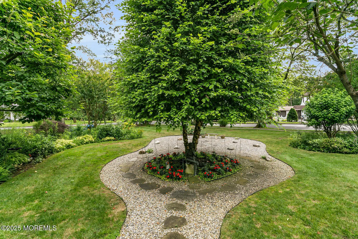 Little Silver, New Jersey 07739, United States, 5 Bedrooms Bedrooms, ,4 BathroomsBathrooms,Residential,Pending,182669