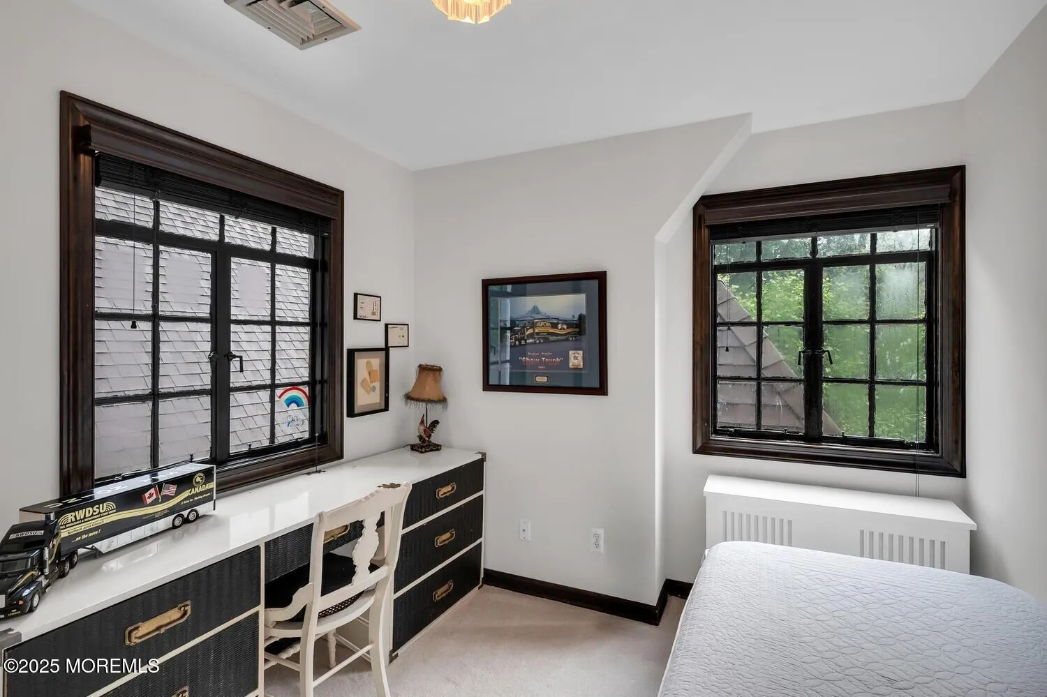 Little Silver, New Jersey 07739, United States, 5 Bedrooms Bedrooms, ,4 BathroomsBathrooms,Residential,Pending,182669