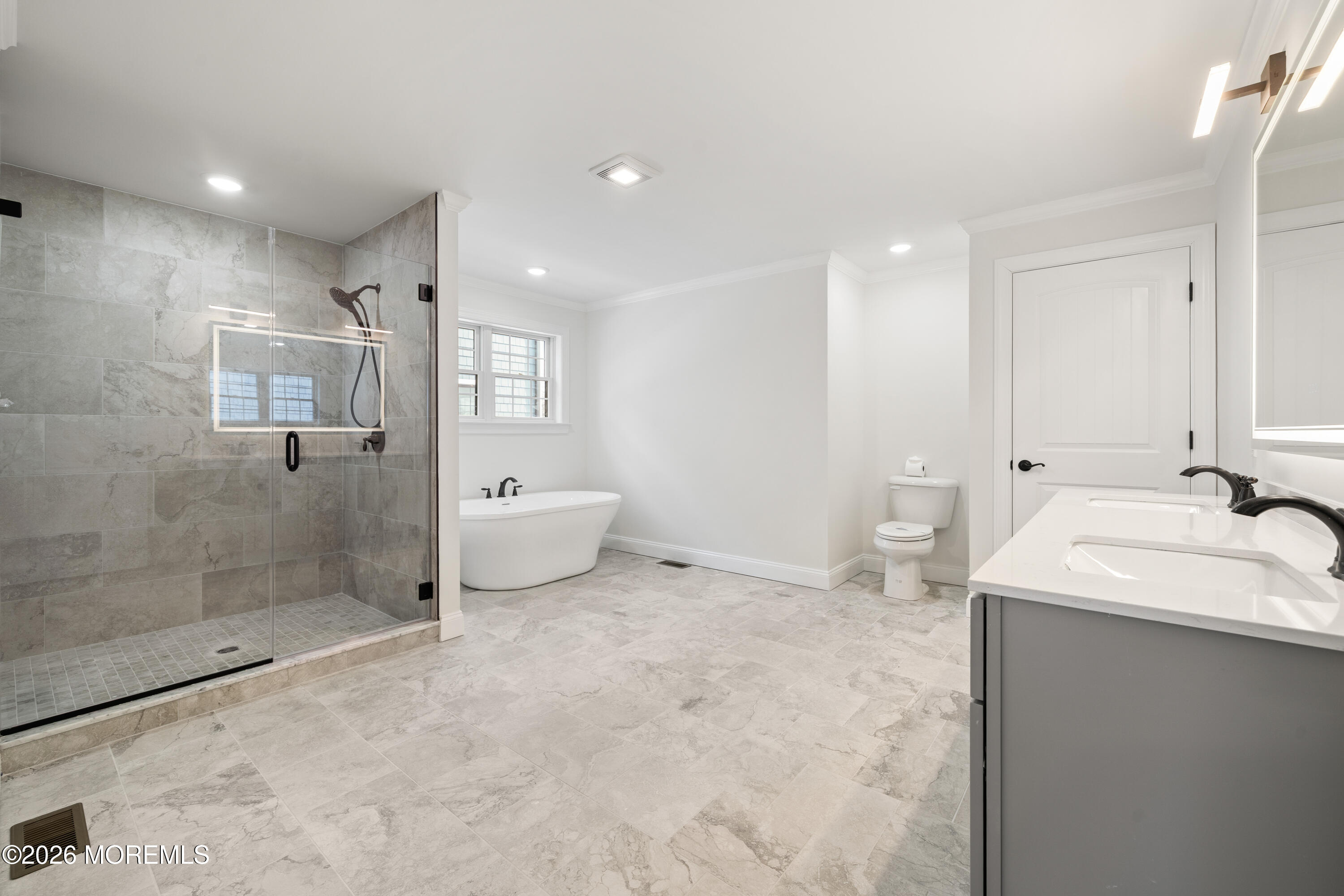 Toms River, New Jersey, 08724, United States, 4 Bedrooms Bedrooms, ,4 BathroomsBathrooms,Residential,Active,2041674