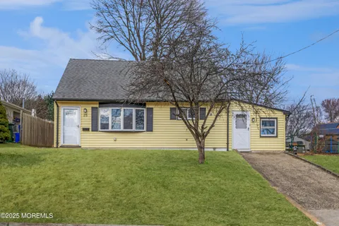 MLS: 22508305