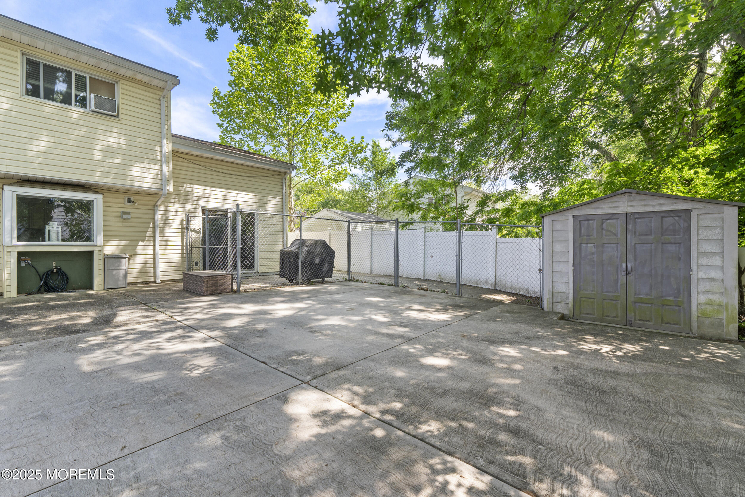 15 Creighton Circle, Old Bridge, New Jersey image 41