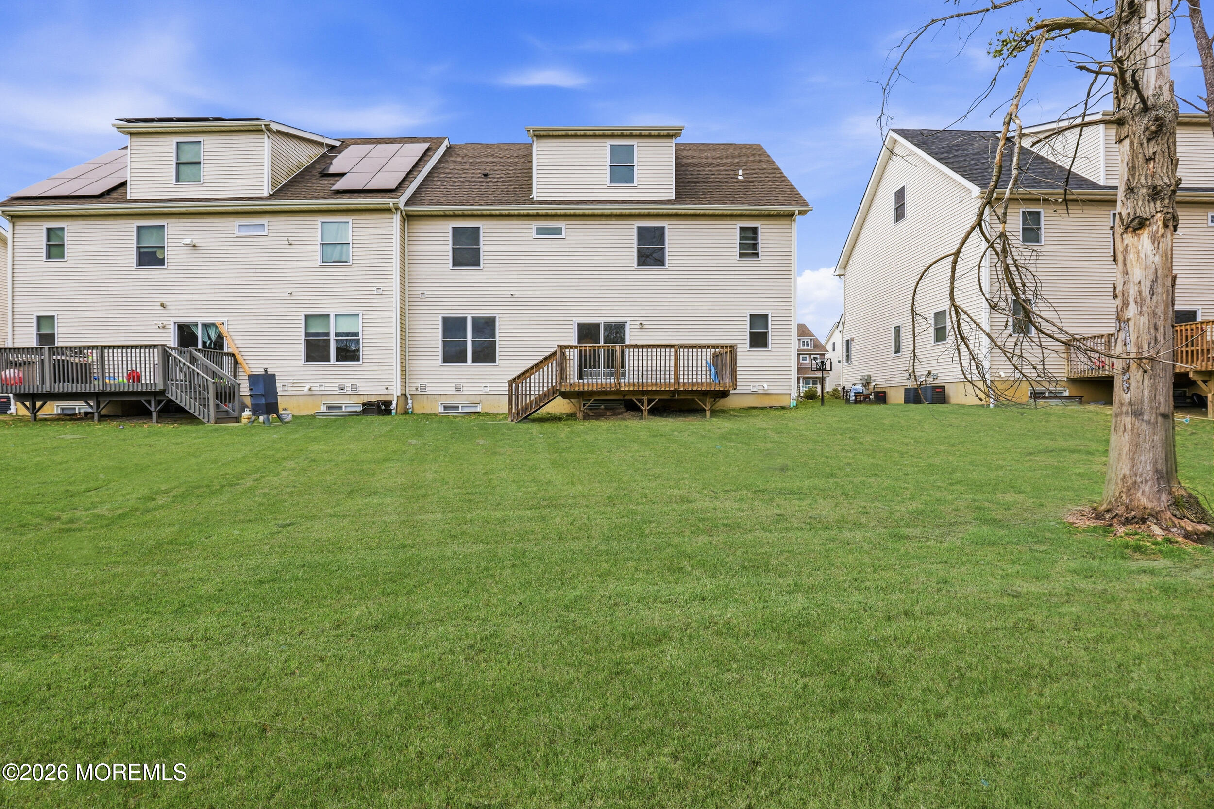 Lakewood, New Jersey, 08701, United States, 5 Bedrooms Bedrooms, ,4 BathroomsBathrooms,Residential,Active,2041555
