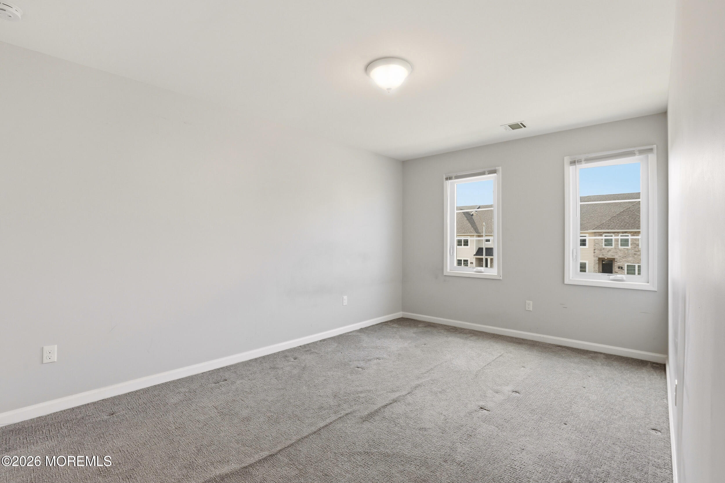 Lakewood, New Jersey, 08701, United States, 5 Bedrooms Bedrooms, ,4 BathroomsBathrooms,Residential,Active,2041555