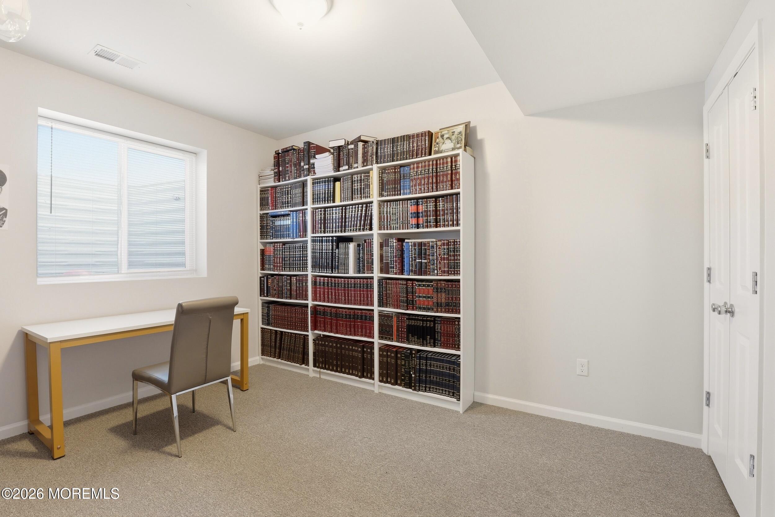 Lakewood, New Jersey, 08701, United States, 5 Bedrooms Bedrooms, ,4 BathroomsBathrooms,Residential,Active,2041555